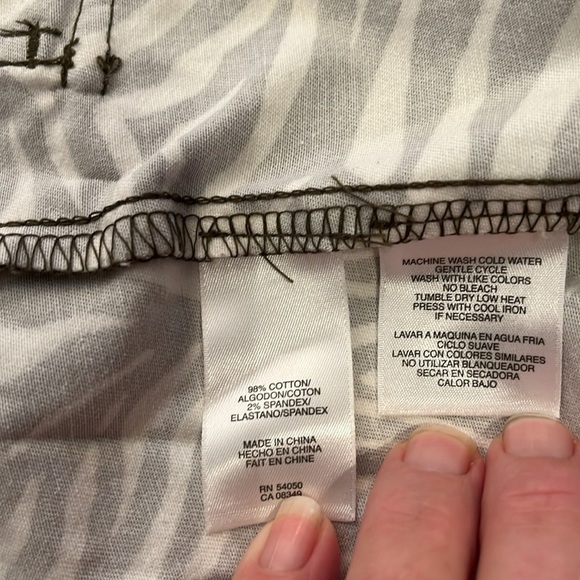 Jones New York-L-Olive Green and white-zebra print, denim type jacket. - Picture 4 of 12